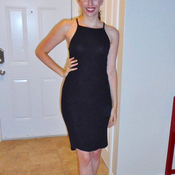 Black Stretchy Halter Dress Forever 21 Size Small - Picture 1 of 3